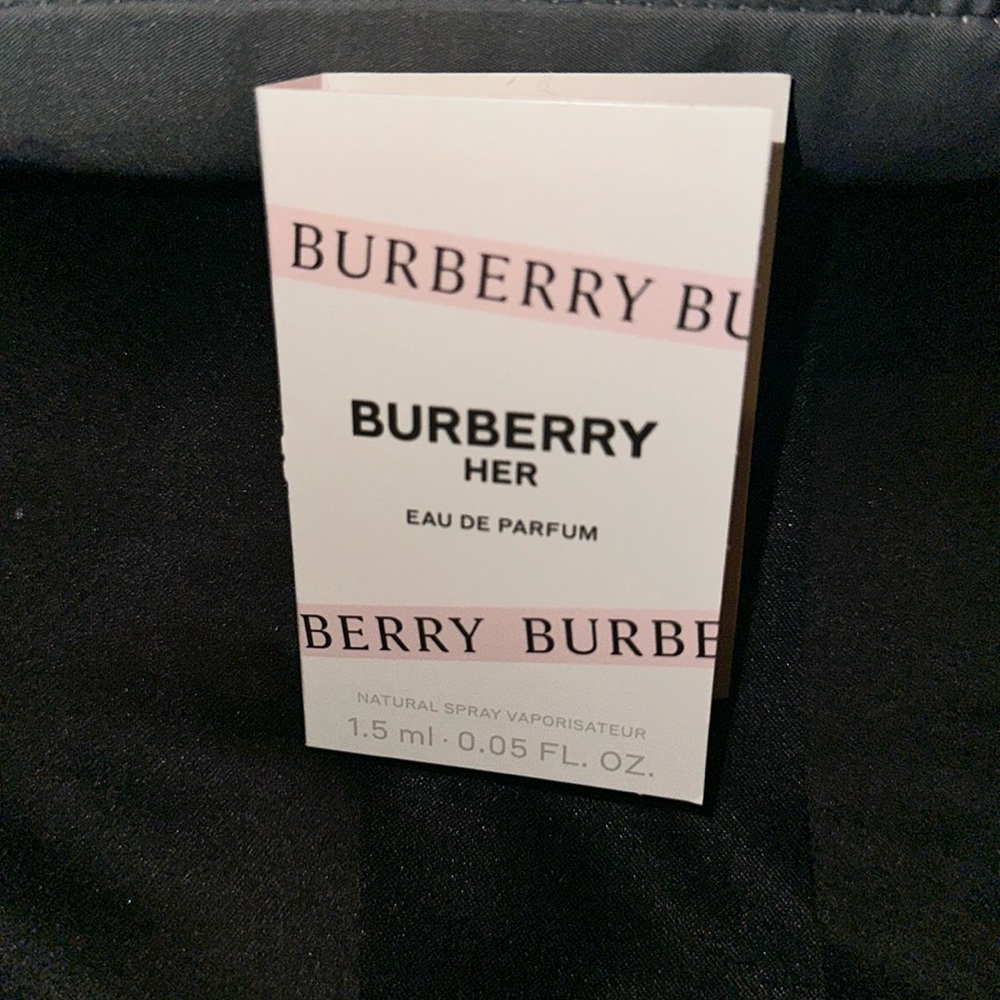 🆕 Burberry Her Eau De Parfum 1.5ML 0.05FlOz Natural Spray Sample